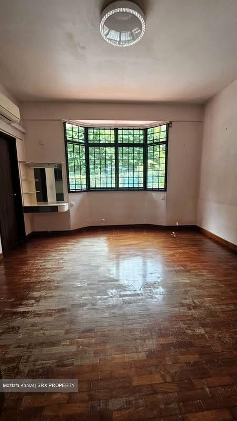 Ealing Park (D5), Terrace #556785081